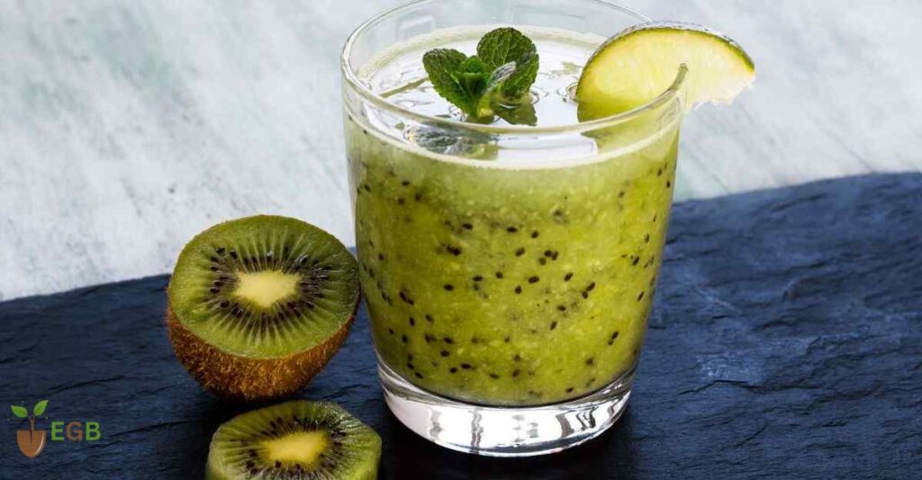 How To Peel A Kiwi Fruit Perfectly In 4 Easy Steps