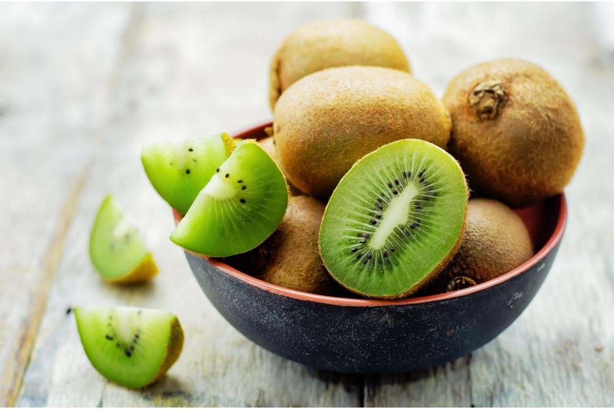 How To Tell If A Kiwi Is Ripe Evergreen Blooming