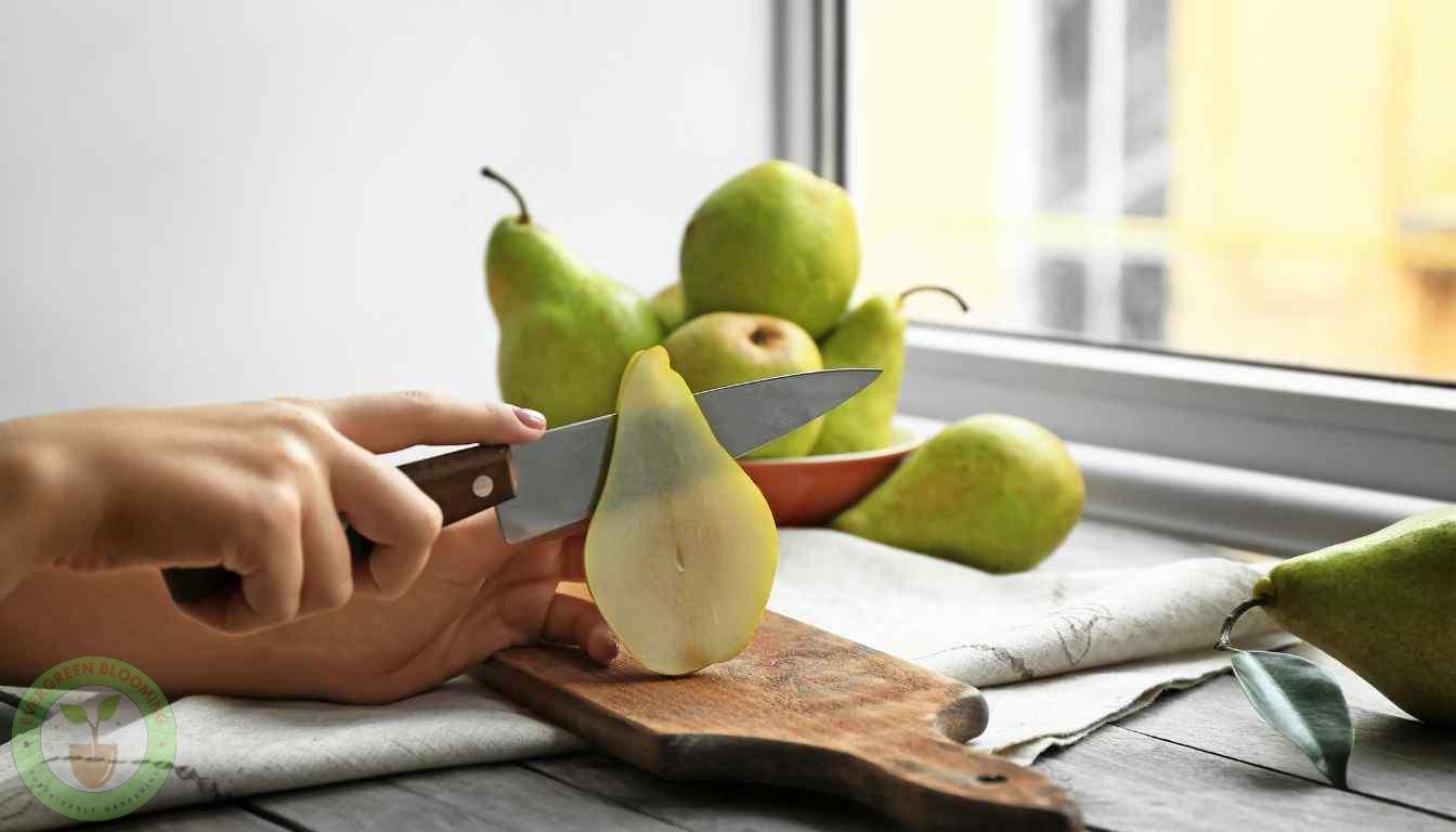 Pear Cutting Techniques